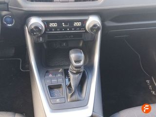 Toyota Rav4 2.5l 220H Advance