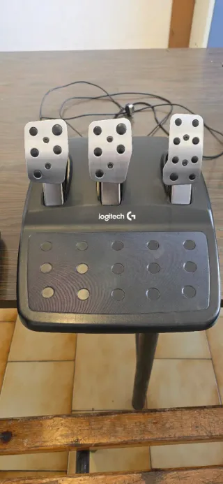 Volante Logitech G29 PS4/PS5/PC