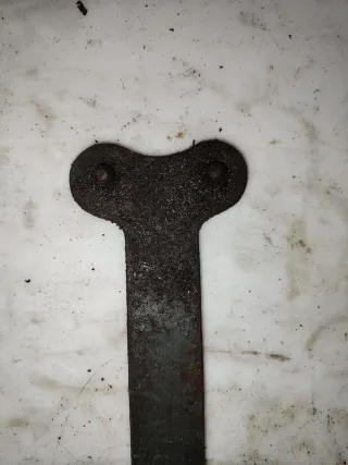 Llave antigua de metal