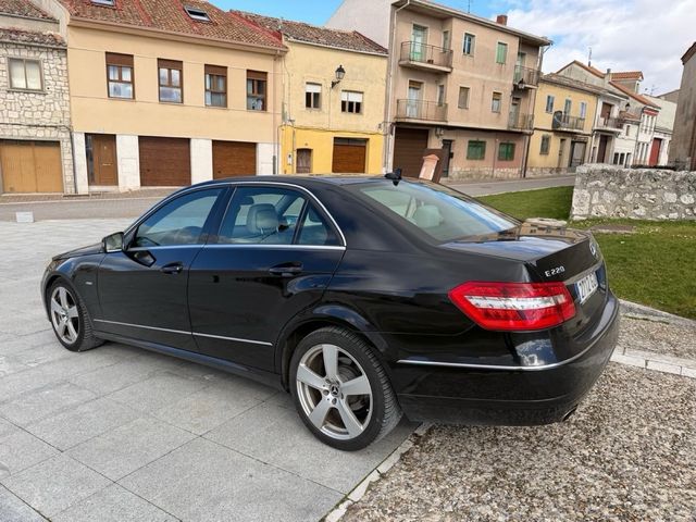 Mercedes-Benz Clase E 2011