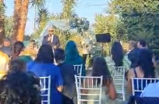 Maestro de ceremonias oficiante de bodas civiles