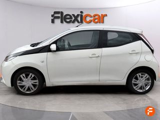 Toyota Aygo 1.0 70 x-play