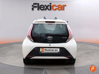 Toyota Aygo 1.0 70 x-play