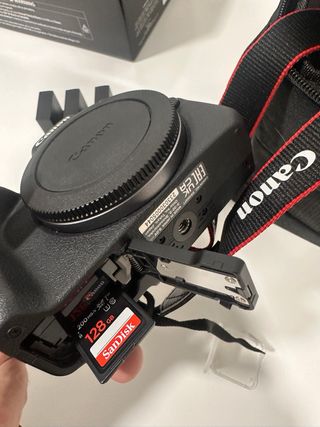 Pack Canon EOS R50 18-45mm y 55-210mm