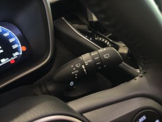 TOYOTA COROLLA CROSS 1.8 HYBRID STYLE E-CVT 140 5P