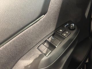 TOYOTA YARIS CROSS 1.5 VVT-I HYBRID PREMIERE EDITION AWD 130 5P