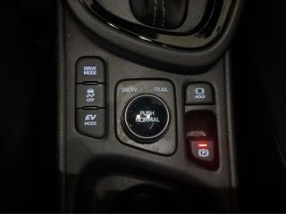 TOYOTA YARIS CROSS 1.5 VVT-I HYBRID PREMIERE EDITION AWD 130 5P