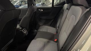 VOLVO XC40 2.0 B3 PLUS DARK AUTO 163 5P