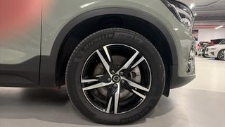 VOLVO XC40 2.0 B3 PLUS DARK AUTO 163 5P