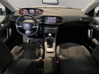 Peugeot 308 5p Allure 1.2 PureTech 96KW (130CV)