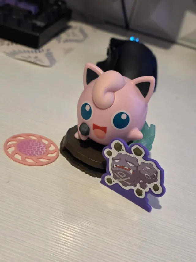 Jigglypuff x Kinder Pokemon