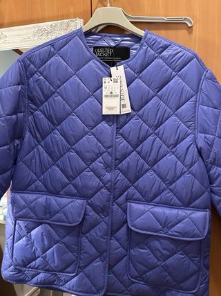 Chaqueta acolchada morada talla M color lila