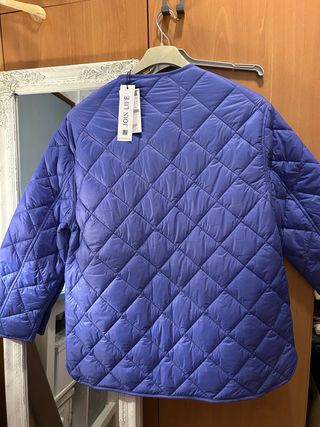 Chaqueta acolchada morada talla M color lila