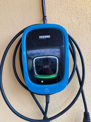 Cargador Coche Eléctrico Orbis Varis Uni