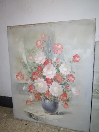 Coppia di quadri con nature morte floreali