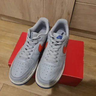 Nike Air Force 1 (AF1) Gris Naranja