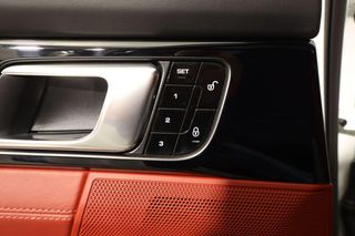 Porsche Panamera Turbo 550cv