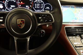 Porsche Panamera Turbo 550cv
