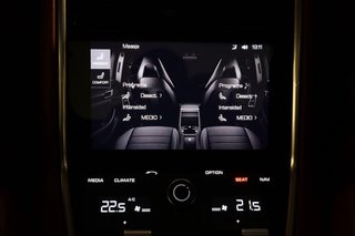 Porsche Panamera Turbo 550cv
