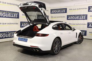 Porsche Panamera Turbo 550cv