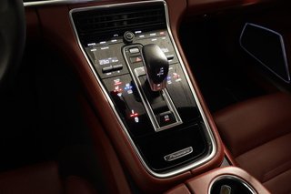 Porsche Panamera Turbo 550cv