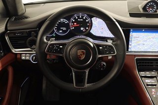 Porsche Panamera Turbo 550cv