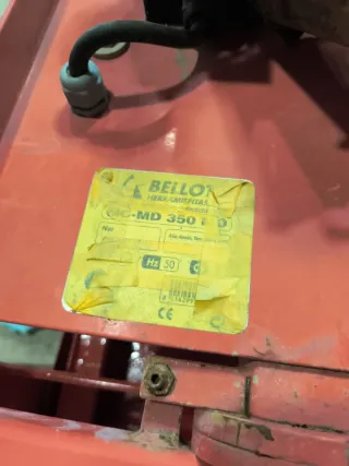 Cortadora ingletadora Profesional Bellota