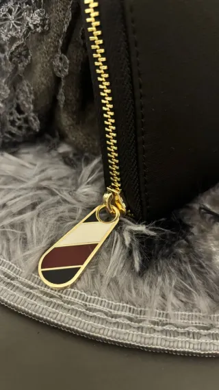 Cartera Tommy Hilfiger Negra