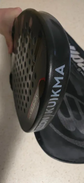 Bullpadel Vertex 04 Comfort Pala