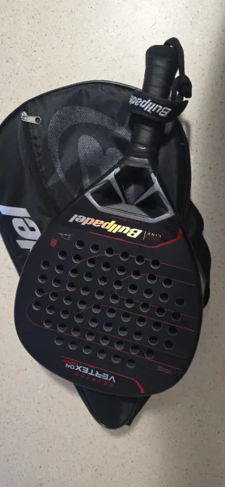 Bullpadel Vertex 04 Comfort Pala