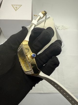 Reloj Guess Dorado y Blanco Nuevo
