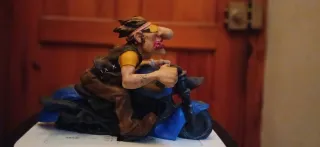 Figura de moto estilo cruiser