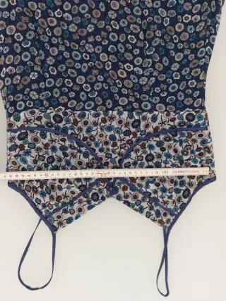 Vestito floreale estivo con spalline