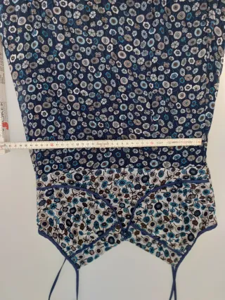 Vestito floreale estivo con spalline