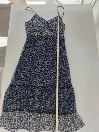 Vestito floreale estivo con spalline