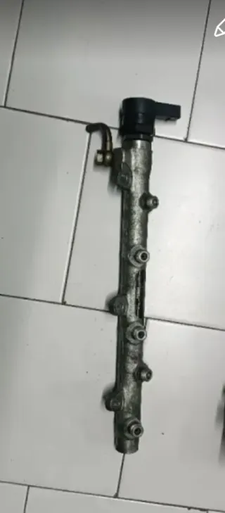 Rampa Inyección BMW E46 320d 150cv