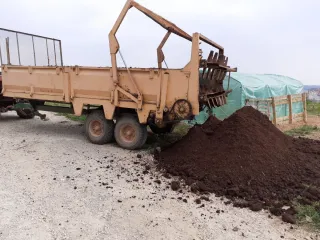 Compost Estiércol Caballo Maduro