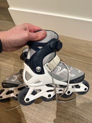 Patines en línea grises y negros 35-38