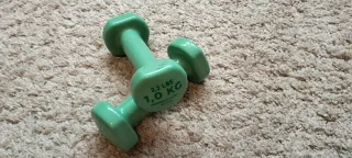 2 de 1kilo, 2 de 1'5, dos de 3 kilos . Pesas rusas