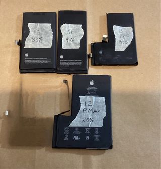 Batterie originali iPhone 13, SE, 13 Pro, 12