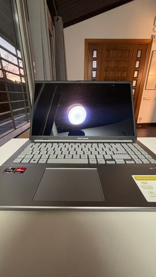 Portátil ASUS Vivobook GO 15 Nuevo