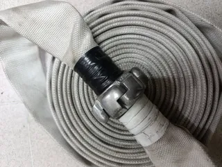 Manguera de bombero usada