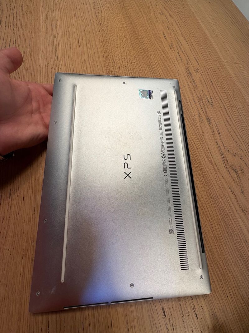Portátil Dell Plata afbeelding 2