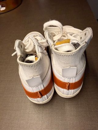 Nike Blazer Mid '77 Naranja y Blanco