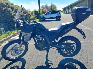 UM DSR Adventure TT 125 Negra/Gris
