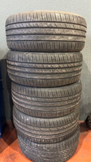 Neumáticos 255/55 R18