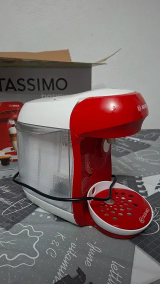 Cafetera Tassimo Bosch Roja