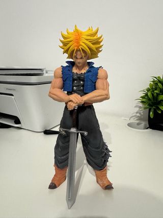 Statuetta Dragonball Trunks Spada
