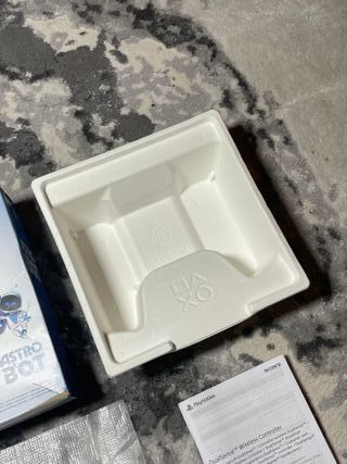 Caja Completa Mando PS5 Astrobot Sony Dualshock