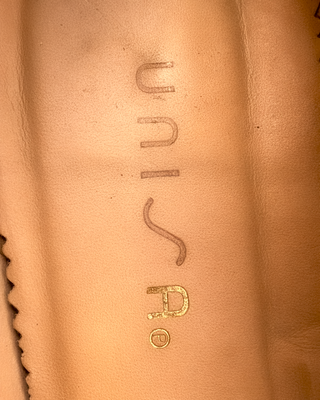 Zapatos Unisa piel negros talla 37, tacón chupete.